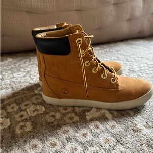 Timberland Women’s Brown and Tan Sneaker Boots 5.5